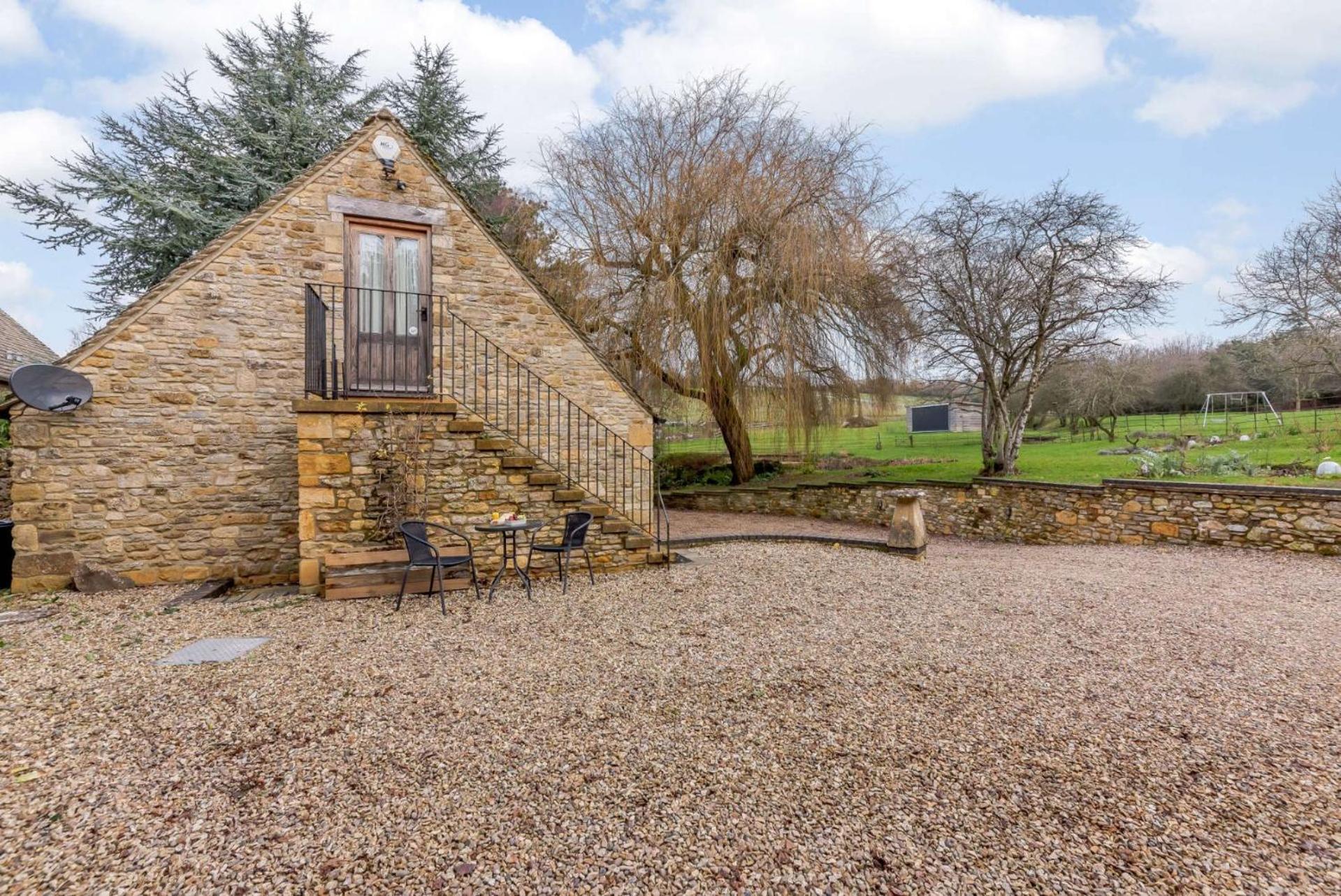 Little Rissington The Nest At Robins Roostヴィラ エクステリア 写真